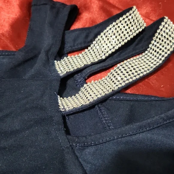 Tshirt - Picture 3 of 3